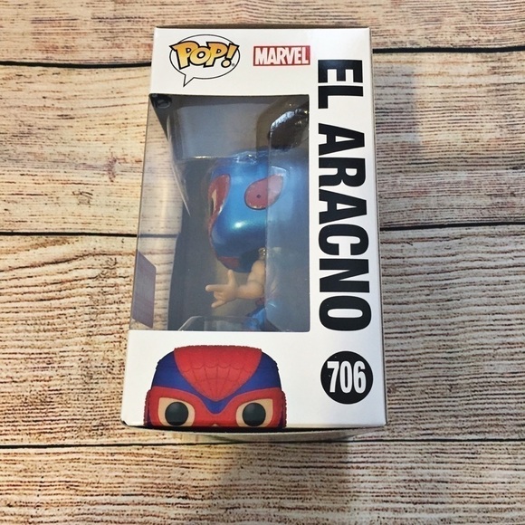 NWT Marvel Collector's Corp Funko Pop Spiderman El Aracno #706 - Picture 2 of 6
